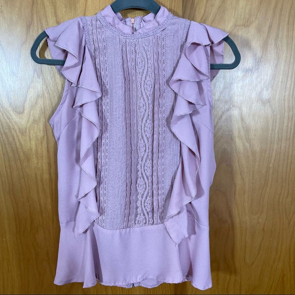 Self Esteem, Sleeveless Flowy Blouse. Size Large. Pretty Pale Pink